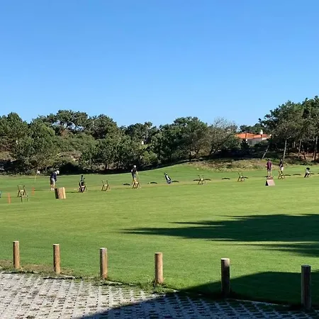 Golf, & Pool House Lägenhet