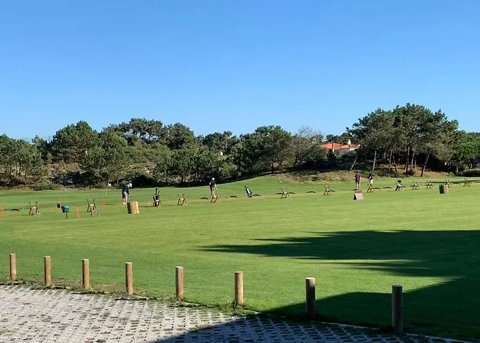 Golf, & Pool House Apartament