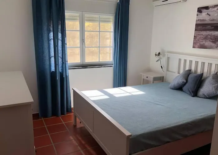 Golf, & Pool House * Amoreira (Leiria)